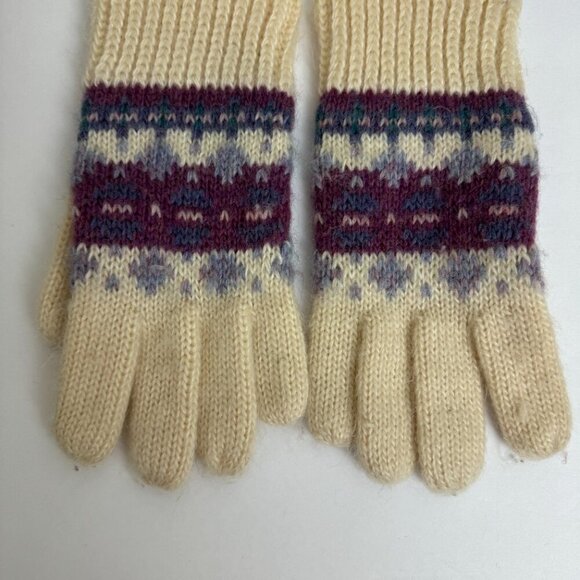 Vintage Knitted  Set of 3 Scarf Hat Beret Gloves NORDIC STYLE  Winter - Picture 2 of 14